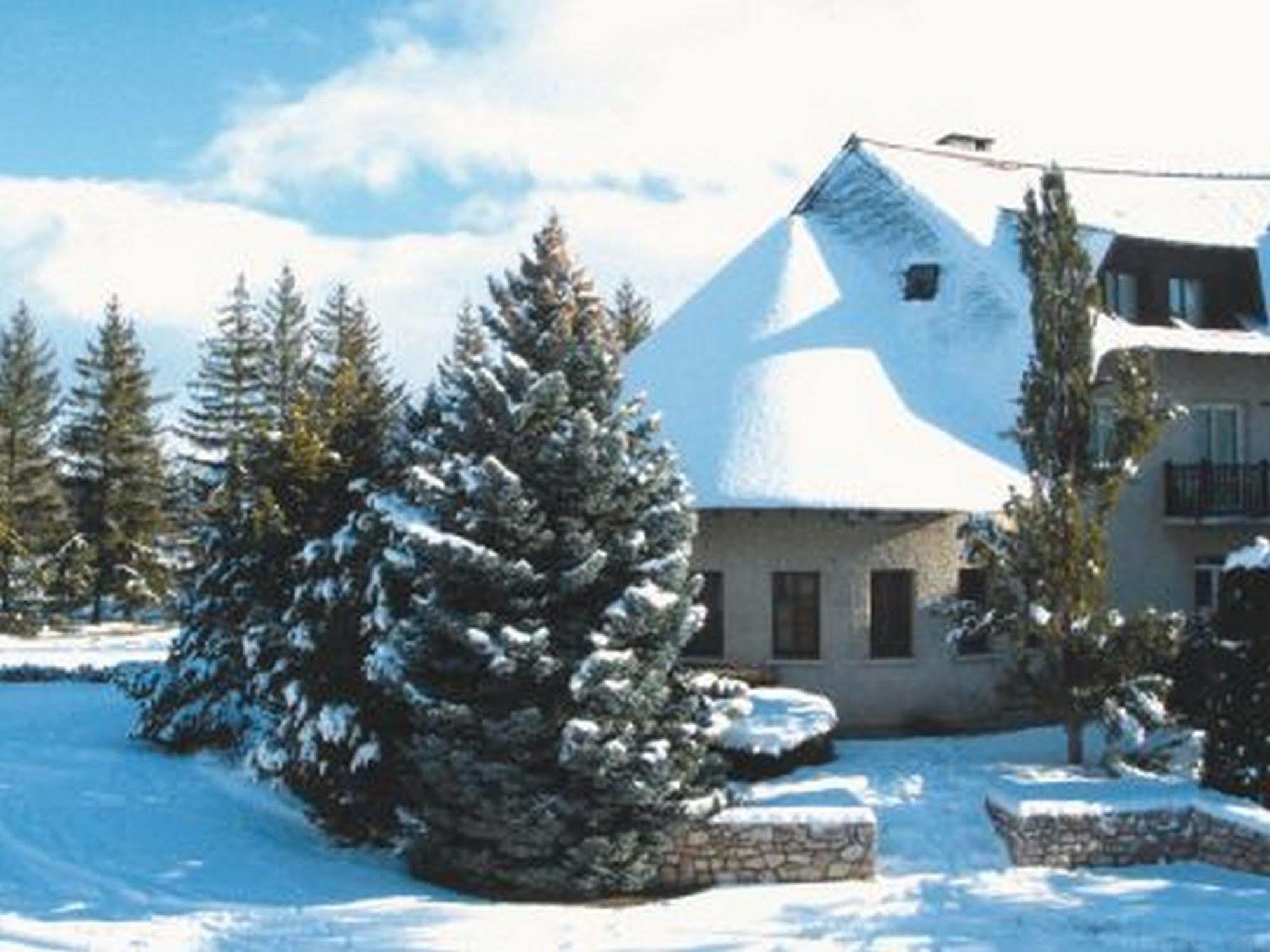 Hotel & Spa Les Bartavelles Crots Zewnętrze zdjęcie