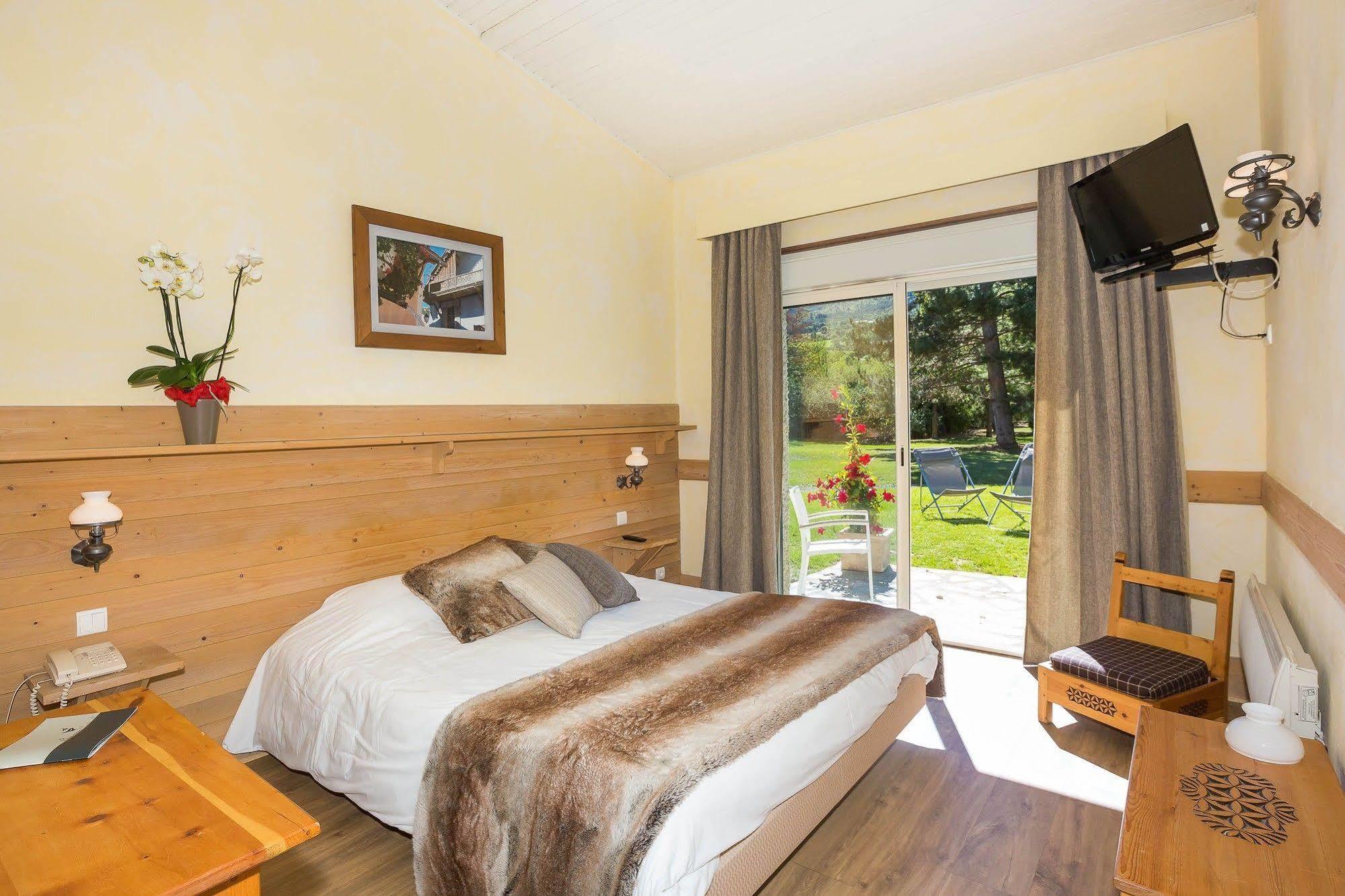 Hotel & Spa Les Bartavelles Crots Zewnętrze zdjęcie